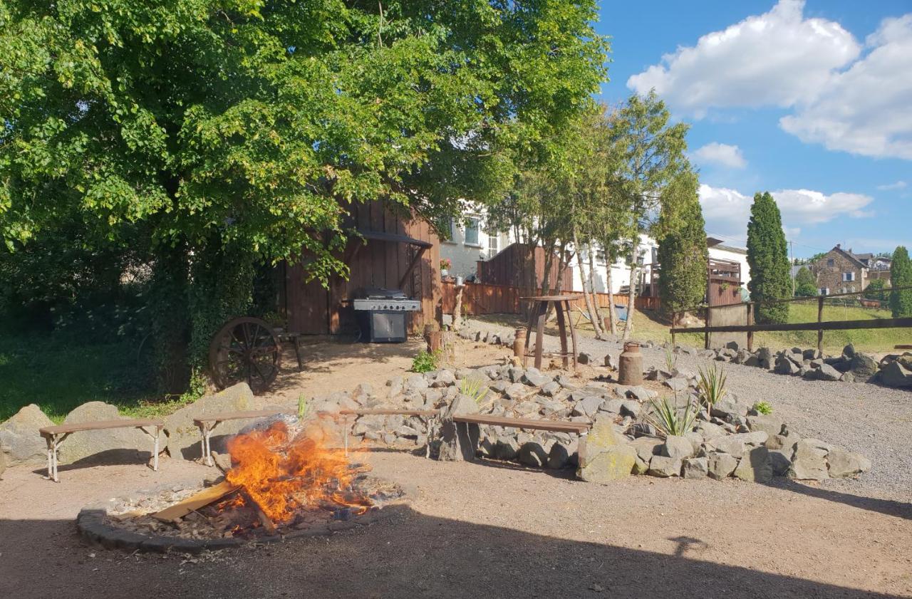 Besondere Ferienwohnung Spirit Auf Idyllischem Reiterhof Nahe Burg Eltz Münstermaifeld Eksteriør billede